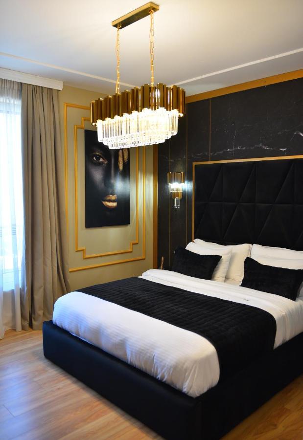 Rose Boutique Hotel Tiranë Ngoại thất bức ảnh